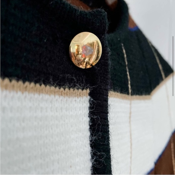 Vintage Plaid Stripe Button Down Knit Cape/Poncho - Picture 9 of 11